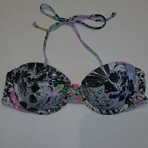 Victoria's Secret bikini top.